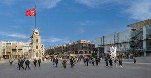 14254-10-ClockTowerSquare-min